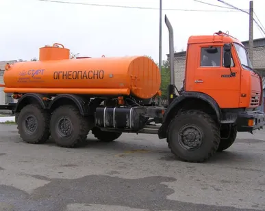 фото Автоцистерна нефтепромысловая АЦН-10 (мод. 6673-12) на шасси КАМАЗ-43118-46
в
