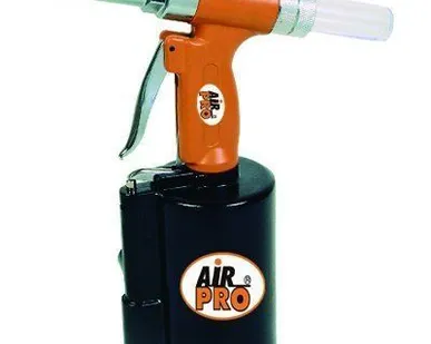 фото Пневмо-гидравлический заклепочник AIRPRO SA8808