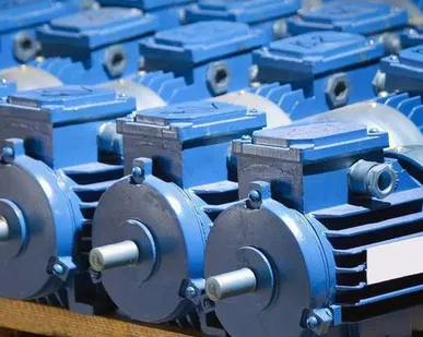 фото Электродвигатель АИР 132М6 мощность 7,5 кВт, частота вращения 1000 об/мин