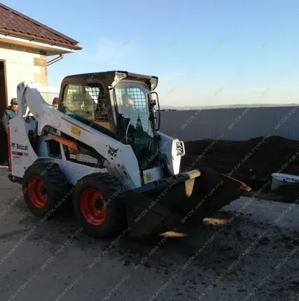 Фото №0 Аренда мини-погрузчика Bobcat S530, Красноярск