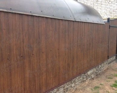 фото Забор из профлиста покрытие ECOSTEEL®