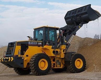 фото Услуги (аренда) фронтального погрузчика XCMG LW 321F