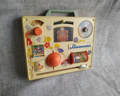 фото Бизиборд Малышка из СССР.