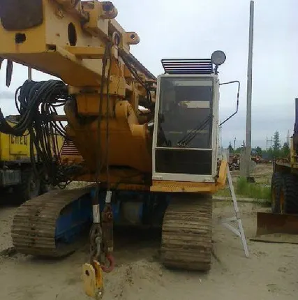 Фото №0 Аренда машины для буровых работ