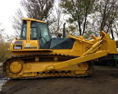фото Аренда бульдозера САТ D5, D6,Komatsu D61, 63, 65, Liebherr 724, Шантуй 16,22 в Москве и МО
