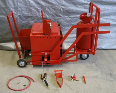 фото Ручной заливщик швов битумом РЗШ-01