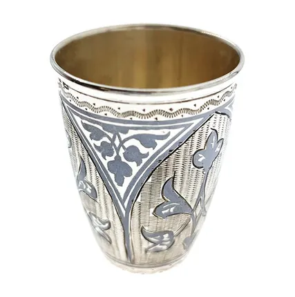 Фото №0 Сдать столовое серебро