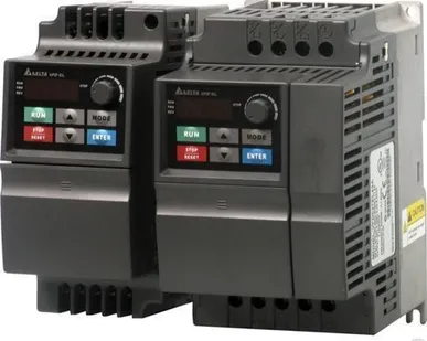 фото Тиристорный преобразователь частоты (0.4kW 220V) VFD004EL21A