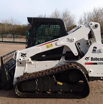 Фото №0 Аренда гусеничного мини погрузчика Bobcat T650