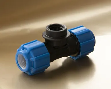 фото Тройник с внутренней резьбой  32*3/4"*32