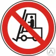 фото Знак безопасности Запрещается движение средств напольного транспорта Р-07