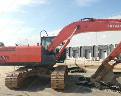 фото Аренда гусеничного экскаватора Hitachi ZAXIS 200, Москва