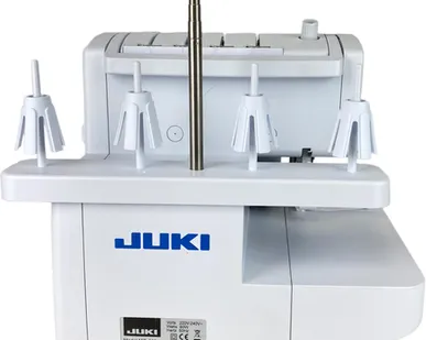 фото Оверлок Juki MO-680