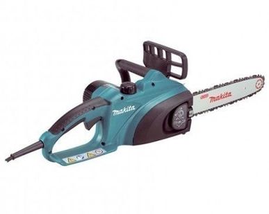 фото Электрическая цепная пила Makita UC3020A