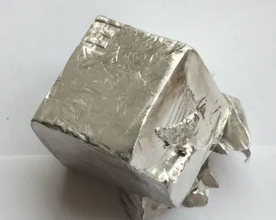 фото Индий металлический