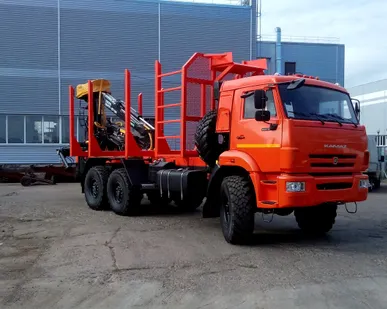 фото КМУ Сортиментовоз Камаз 43118-3027-46 (без спалки) + КМУ VM10L74