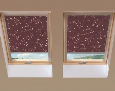 фото Штора для мансардного окна с полным затемнением