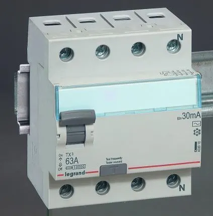 Фото №0 Выключатель автоматический 3п 40А С 6кА TX3 Legrand