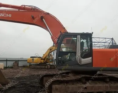 фото Аренда гусеничного экскаватора Hitachi ZAXIS 330LC-3, Кириши