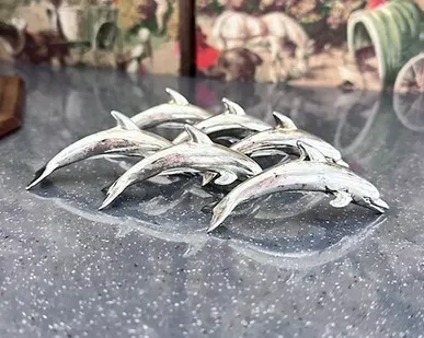 фото Подставка сервировочная для карточки Дельфин 8 см серебрение