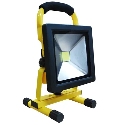 Фото №0 Прожектор автономный заряжаемый 20 Вт с батареей ra20W CW