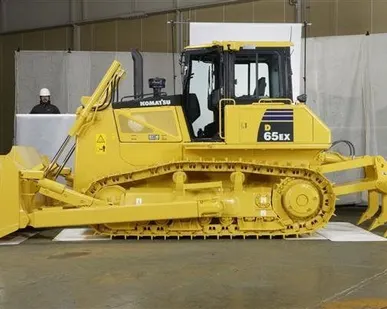 фото Бульдозер Komatsu D65EX-16