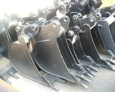 фото Ковши для экскаваторов-погрузчиков в наличии