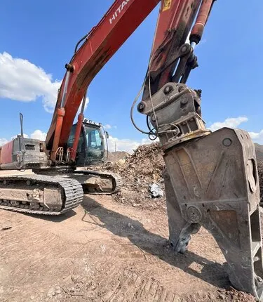 Фото №0 Аренда гусеничного экскаватора