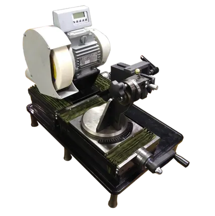 Фото №0 Станок для заточки спиральных сверл ZS 3-80 2880 об/мин