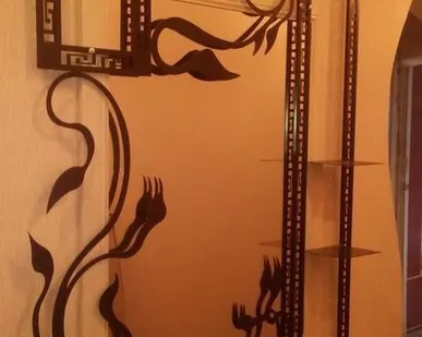 фото Зеркало кованое в прихожую