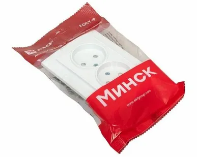 фото Минск Розетка 2-местная СП без заземления 10А белая с защ. штор. EKF Basic