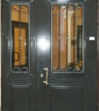 Фото №0 Дверь стальная двупольная остекленная с кованным элементом(1200/2000)левая