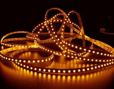 фото Светодиодная лента LC-3528-12Y120 9,6 Ватт/м IP33 желтый