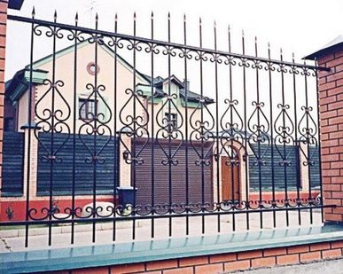 фото Забор кованый