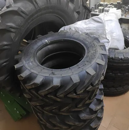 Фото №12 Шины задние широкие для МТЗ 15,5-38 Ф-2АД