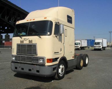 фото Тягач International 9700, 1993 год