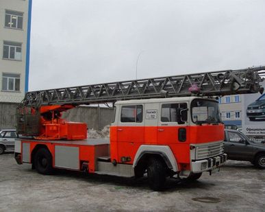 фото Аренда автовышки 32 метра