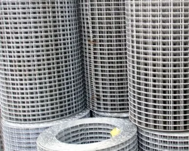 фото Сетка сварная в рулонах D = 4 мм ячейка 200 х 200 мм ГОСТ 8478-81