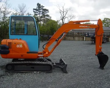 фото Аренда мини-экскаватора HITACHI EX 35 (гусеничный)