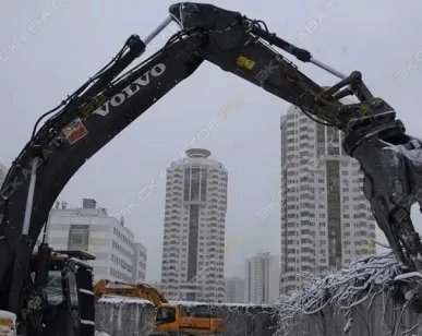 фото Аренда гусеничного экскаватора Volvo EC480D, Москва