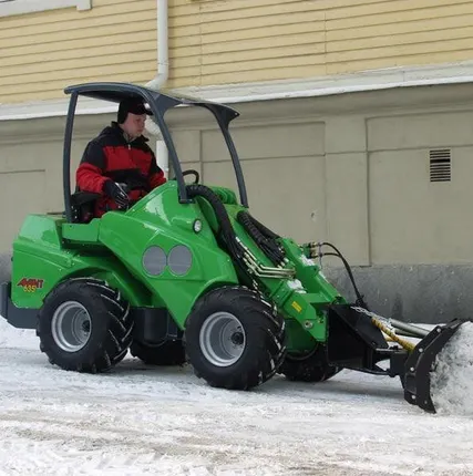 Фото №0 Аренда минитрактора