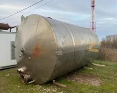 фото Емкость нержавеющая, объем -30 куб.м., вертикальная, термос, инв 9947 Б/У в Москве