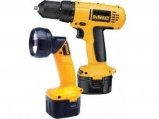 фото Аккумуляторная дрель DeWalt DC740KAT