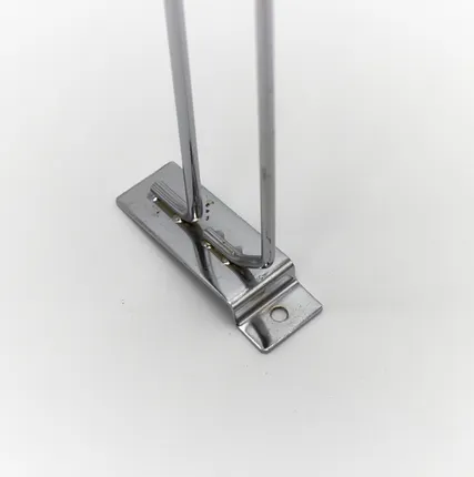 Фото №0 Крючок одинарный под ценникодержатель на экономпанель 300мм, d=5мм, хром