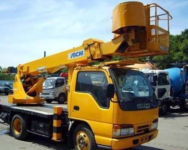 фото Оказываем услуги автовышек высотой 24м