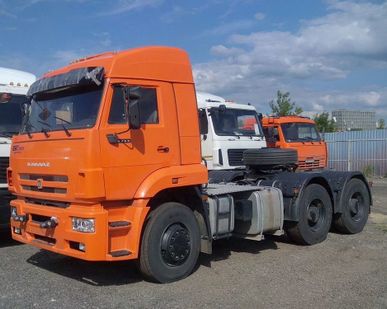 фото КАМАЗ 6460-26001-73 седельный тягач