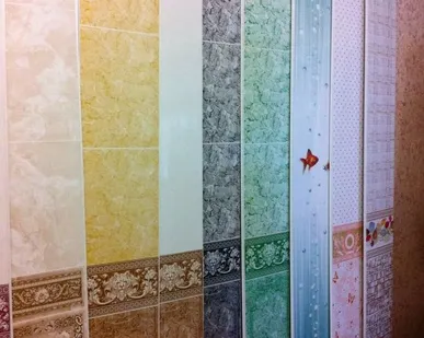 фото Панели ПВХ с фризом имитация кафельной плитка особо прочные.