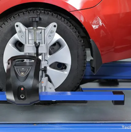 Фото №1 Кордовый стенд сход-развал Техно Вектор 4 T 4216