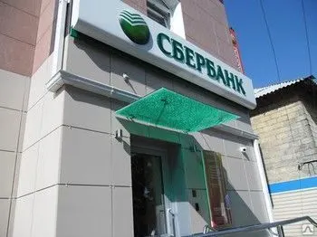 фото Стеклянные козырьки на подвесах