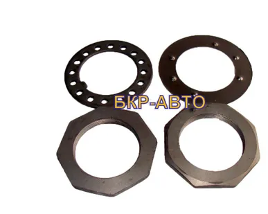 фото Комплект гаек ступицы ЧМЗАП 9906-3104076/79/81/99